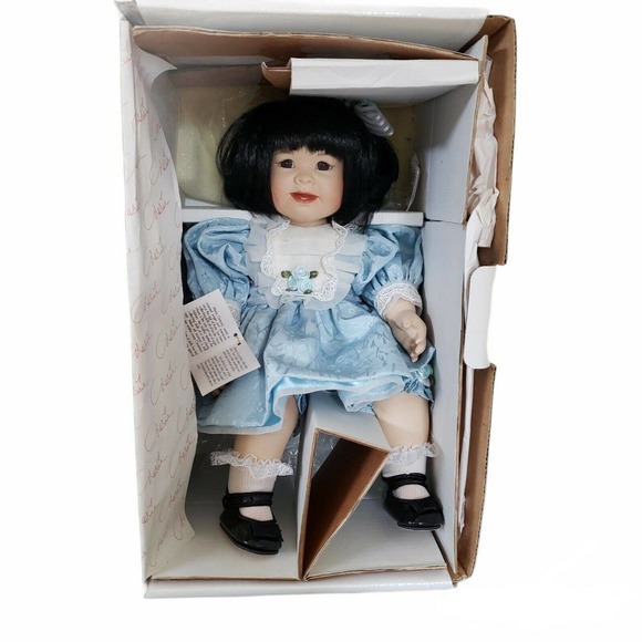 NEW IN BOX MARIE OSMOND LIN ASIAN PACIFIC ISLANDER PORCELAIN DOLL - Picture 1 of 12